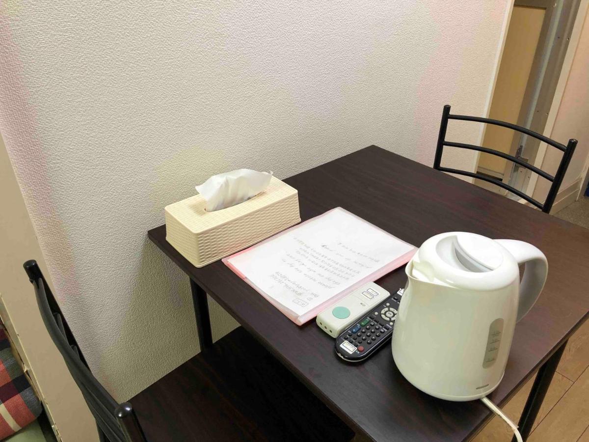 Guest House Zwell Hakata Ohori Park Fukuoka  Dış mekan fotoğraf