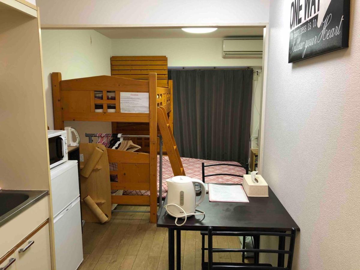 Guest House Zwell Hakata Ohori Park Fukuoka  Dış mekan fotoğraf