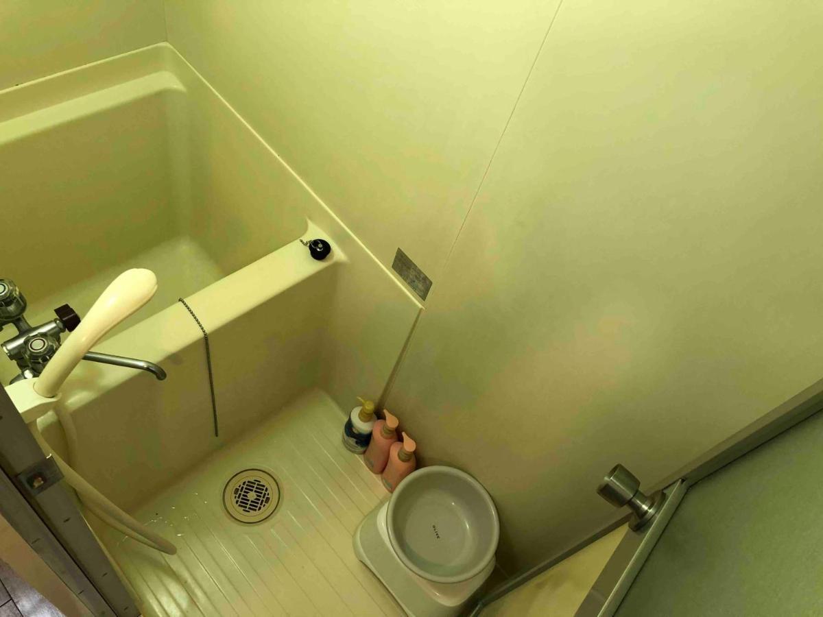 Guest House Zwell Hakata Ohori Park Fukuoka  Dış mekan fotoğraf