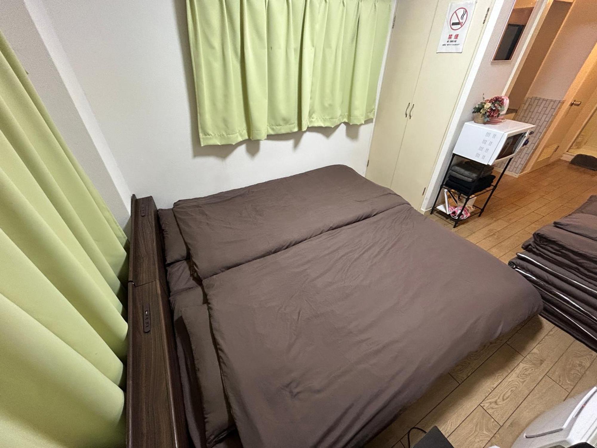 Guest House Zwell Hakata Ohori Park Fukuoka  Dış mekan fotoğraf